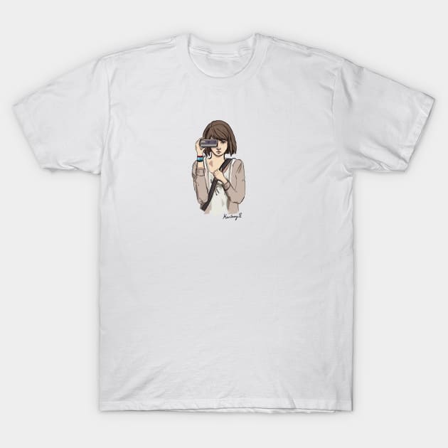 Max Caulfield 2 T-Shirt by kourtie1996